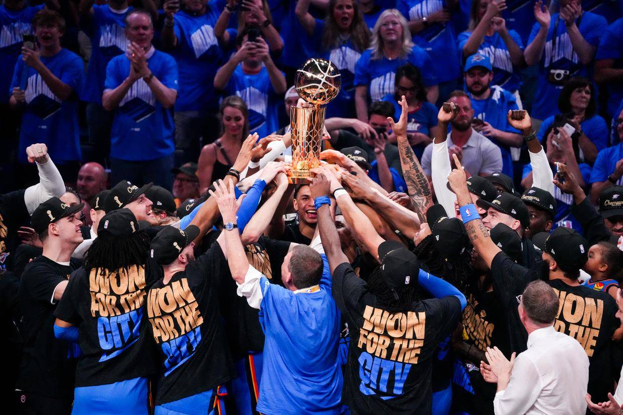 NBA战报：哈登55分创快船队史新高，快船131-116轻取黄蜂（快船131-116击败黄蜂，哈登55分刷新队史纪录）