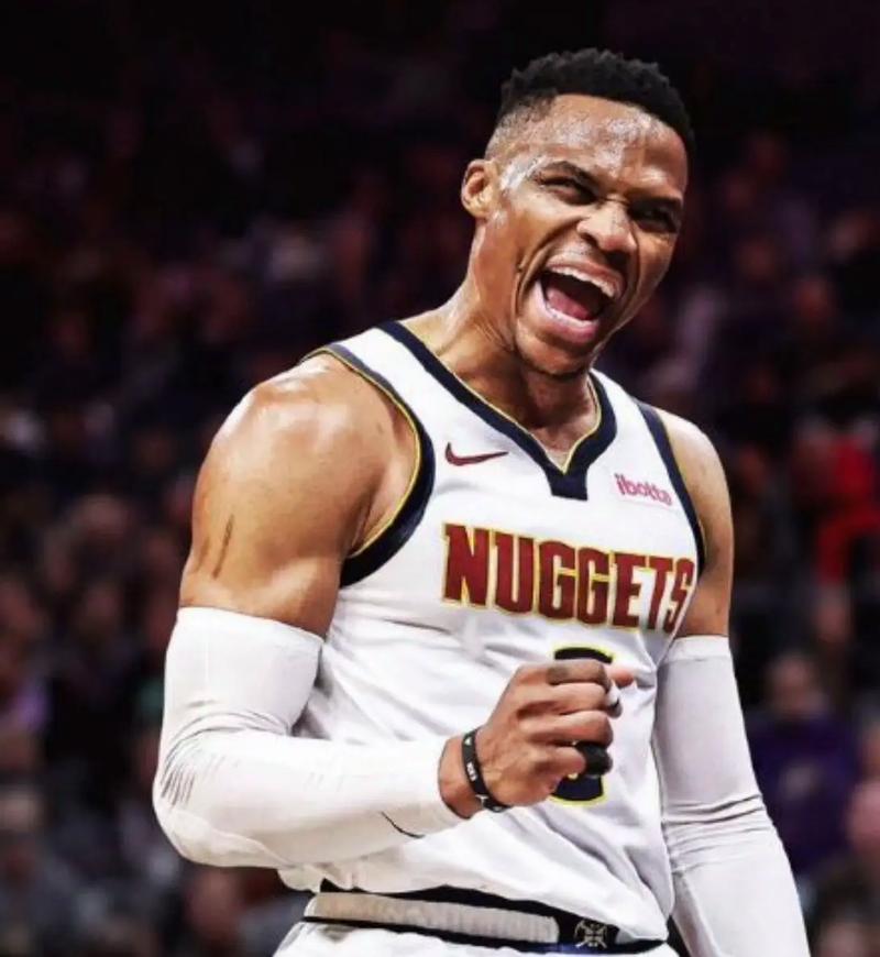 巴媒：内马尔不顾队医建议进行训练，他想出战周五关键保级战（巴媒称内马尔无视队医建议坚持训练，力争出战周五保级生死战）