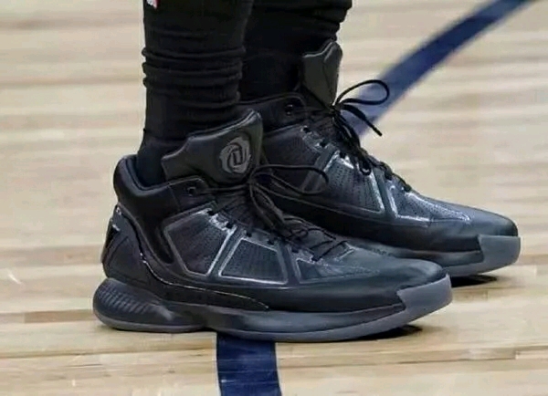 利物浦官方缅怀若塔29岁诞辰：永远是我们心中的20号（利物浦官方追忆若塔29岁生辰：20号永驻我们心间）