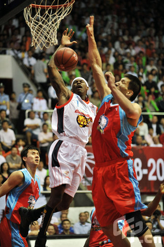 波切蒂诺：我对美国队的目标始终如一，就是要赢得世界杯（波切蒂诺称美国队目标未改：剑指世界杯冠军）