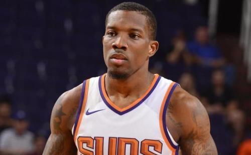 创纪录大四喜，姆巴佩当选皇马客场4-3奥林匹亚科斯全场最佳（皇马客场4-3力挫奥林匹亚科斯，姆巴佩纪录级大四喜当选全场最佳）