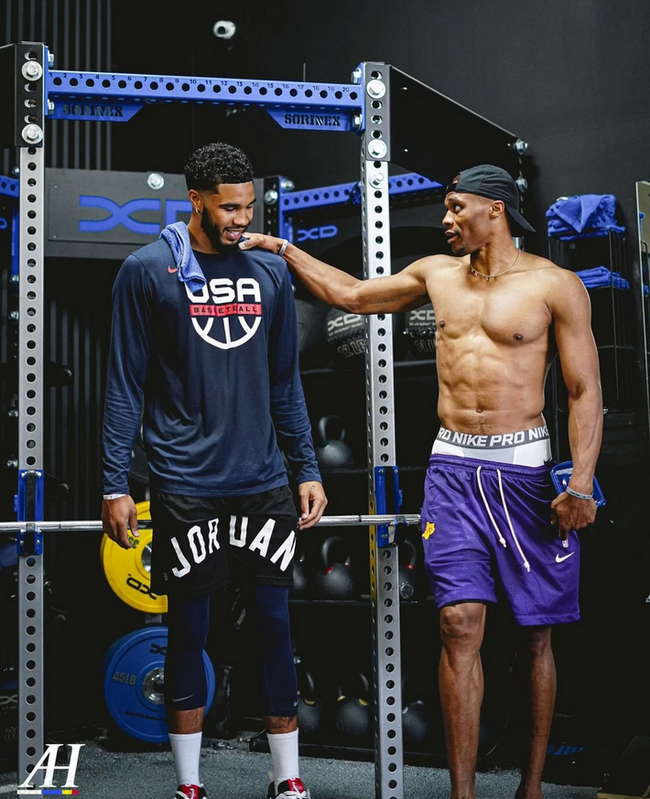 马卡：西甲联盟将于本周五宣布27-28至31-32赛季的转播权归属（马卡报：西甲联盟将于周五公布27-28至31-32赛季转播权归属结果）