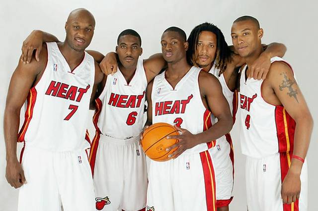 国米锁定热刺门将维卡里奥为索默替代首选（国米将热刺门将维卡里奥列为索默接班首选）