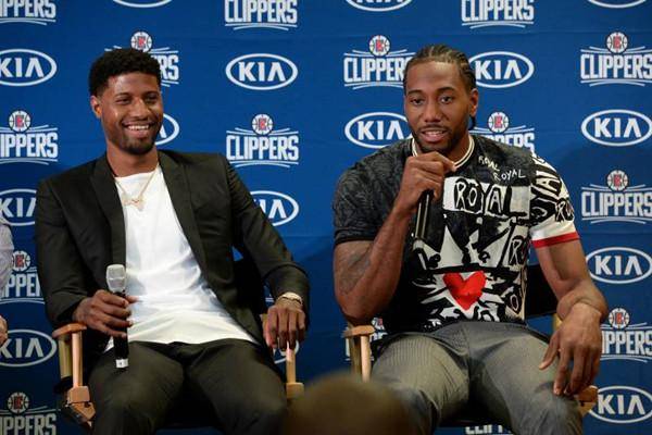 西海岸代理主帅：非常完美的收官，感谢队员和球迷（西海岸代理教练：圆满收官，感谢全队与球迷）