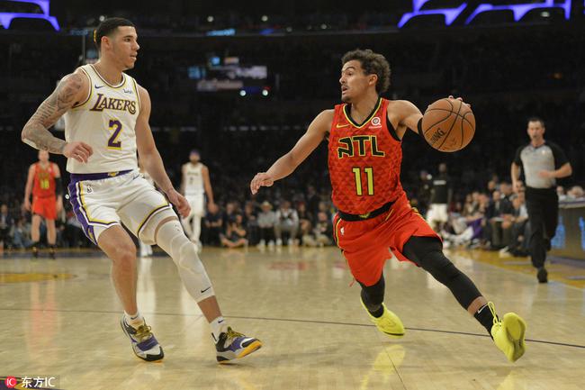 篮球中的心理博弈艺术（篮球赛场的心理较量之道）