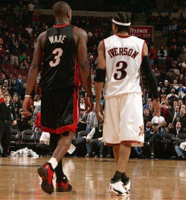 替补球员关键时刻破门逆转比赛（替补奇兵关键一击助队完成逆转）